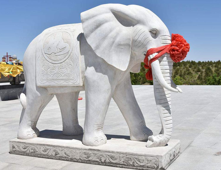 汉白玉大象石材雕塑